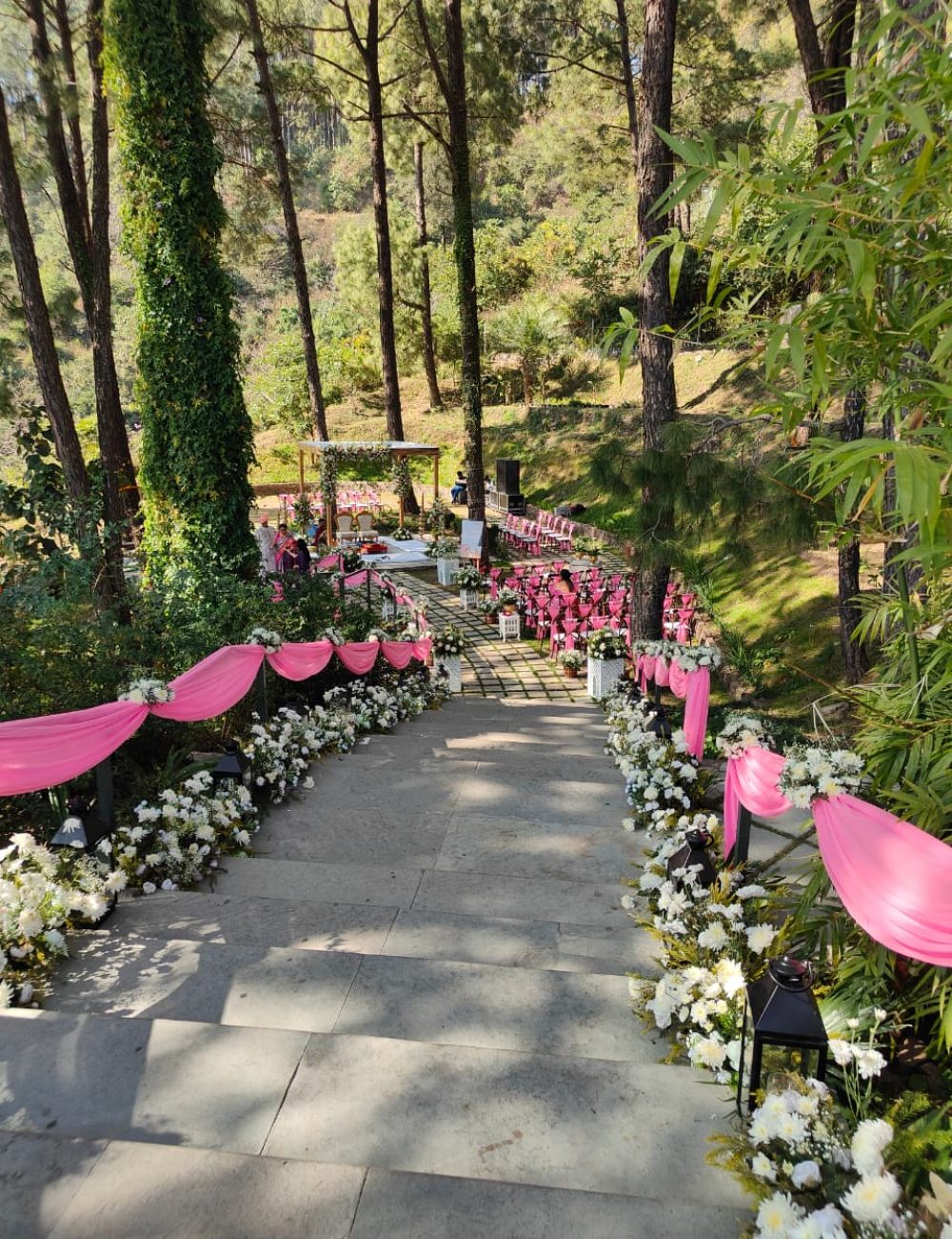 outdoor-wedding-mandap-himachal outdoor-wedding-mandap-himachal